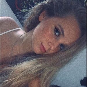 Meet your Posher, Alexa